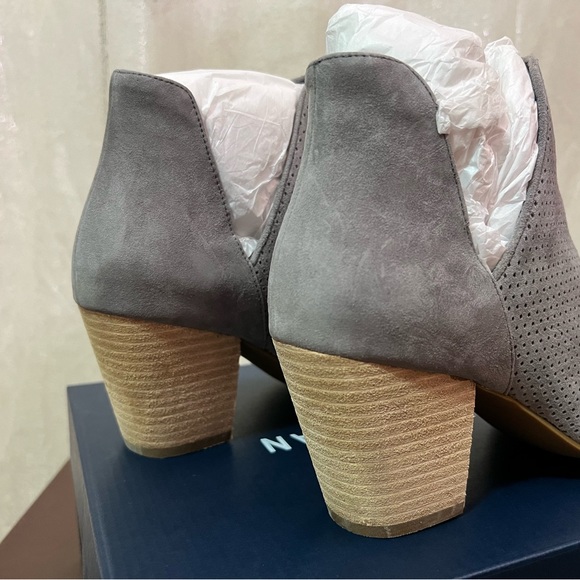 Cole Haan Ferd Bootie, New with Box in size 8.5 - Picture 5 of 10